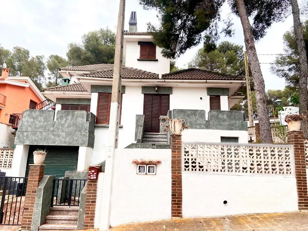Chalet cerca a la playa con jardín y barbacoa Tarragona Сasa de vacaciones
