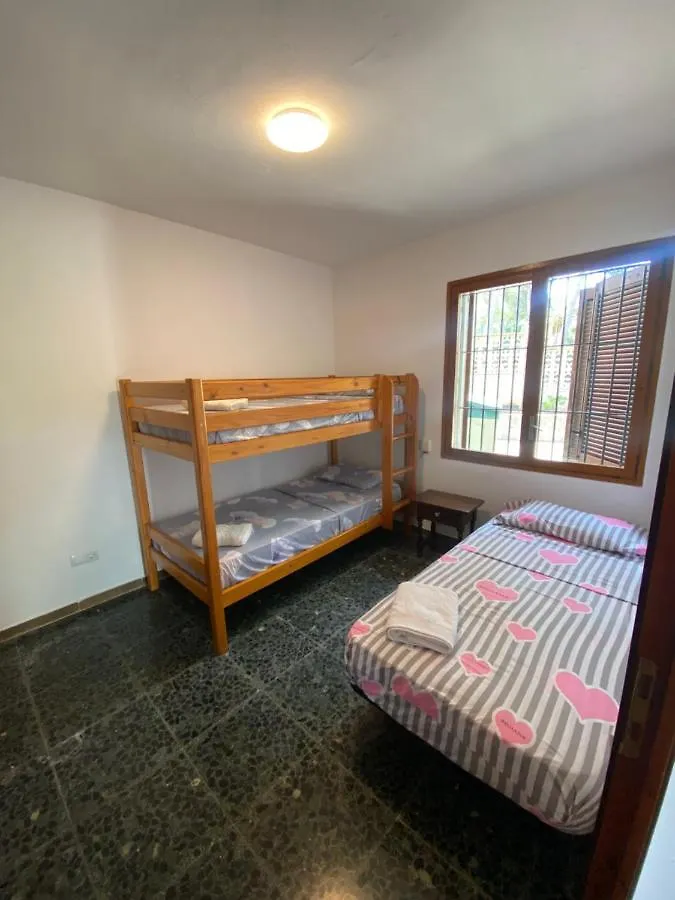 Сasa de vacaciones Chalet cerca a la playa con jardín y barbacoa Tarragona España